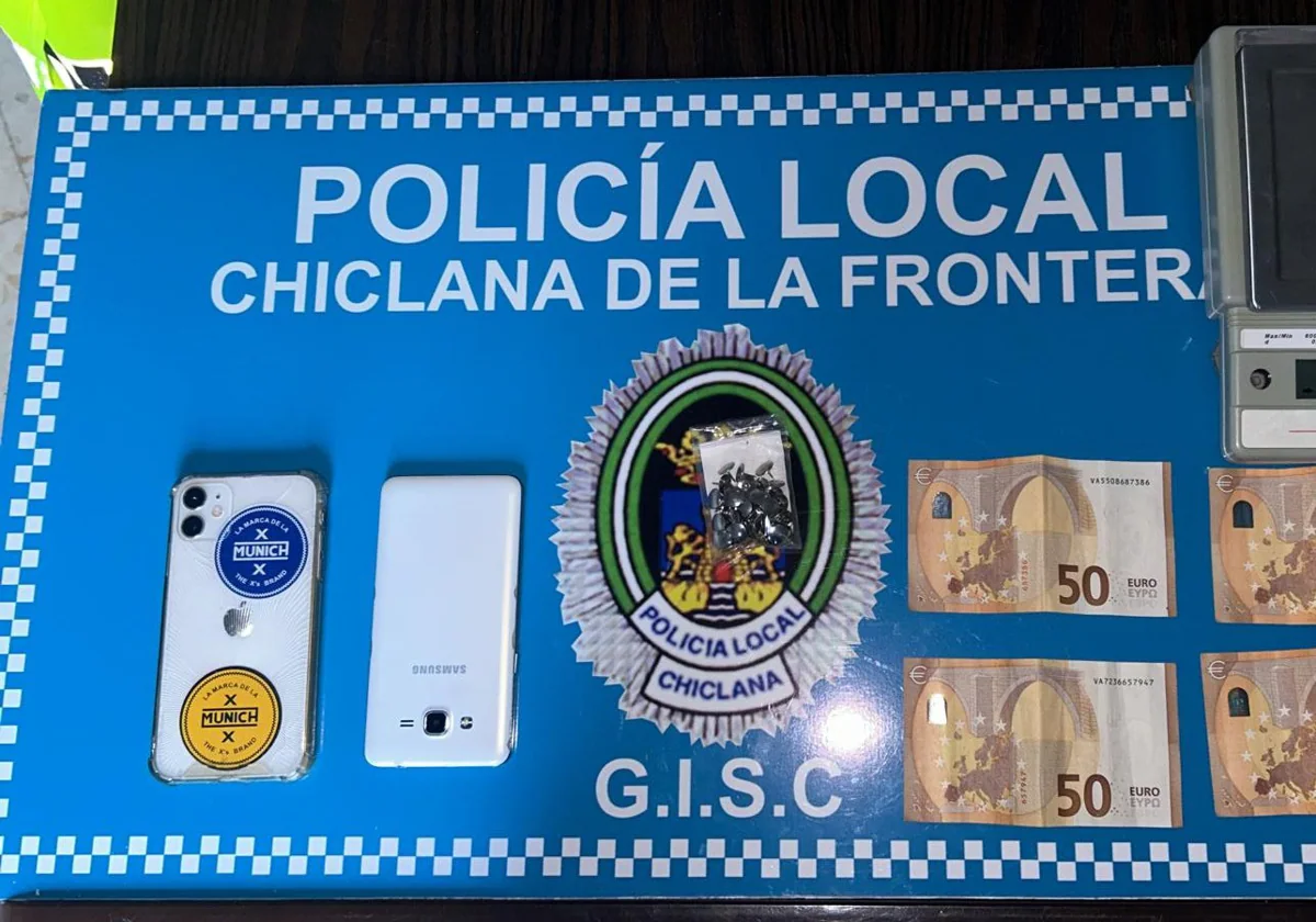 Detenido un hombre con cocaína preparada para su venta junto a un Instituto en Chiclana