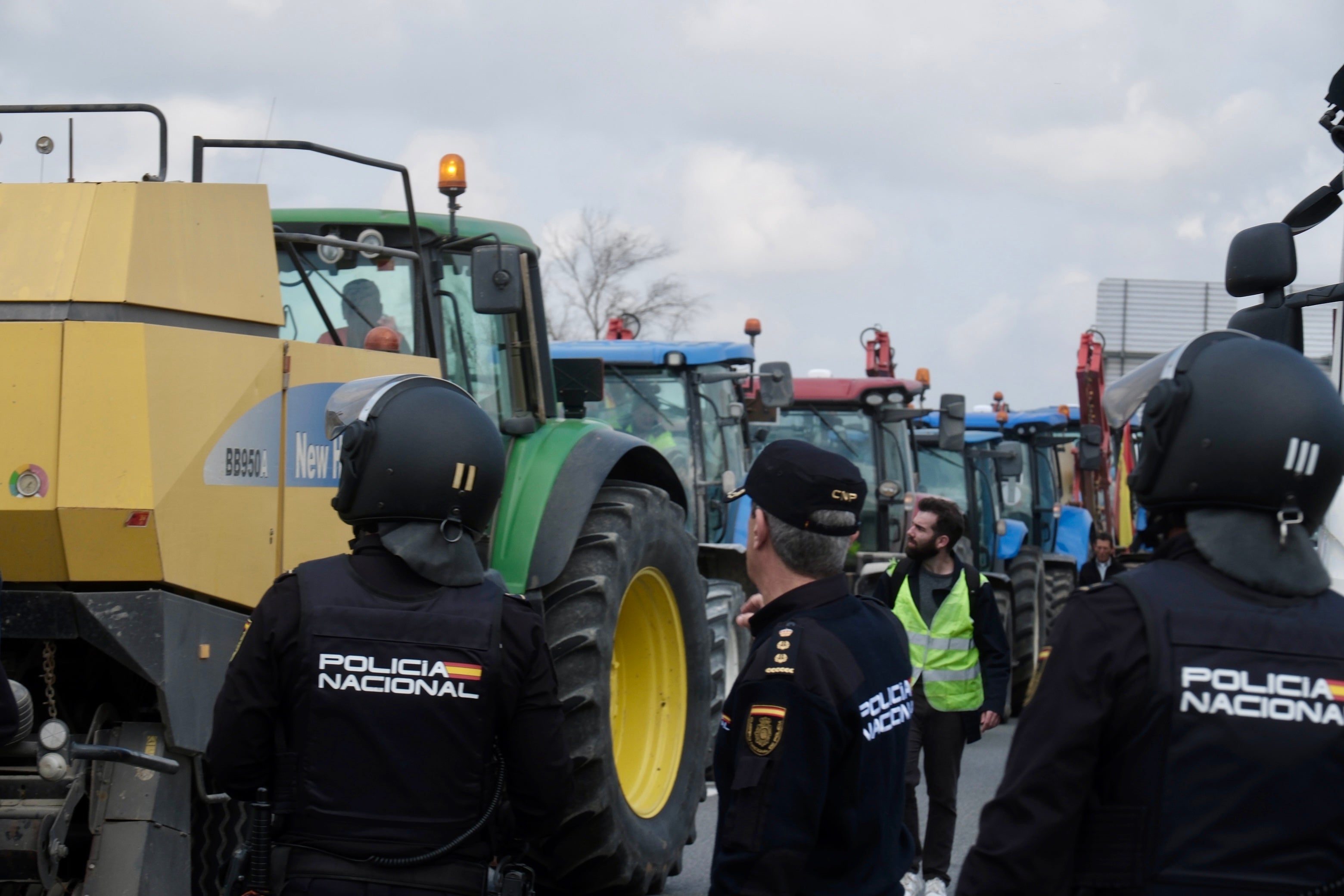 Fotos: Así ha sido la segunda jornada de movilizaciones de agricultores y ganaderos en Jerez