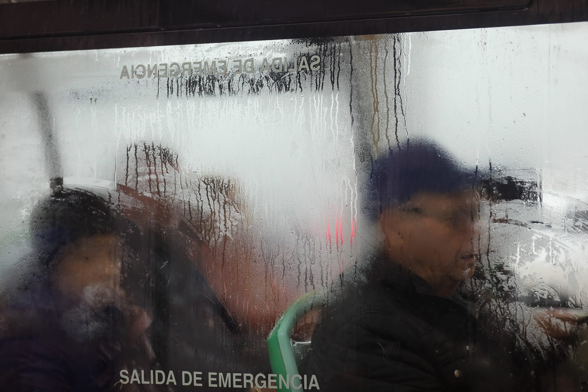 Fotos: La borrasca Karlotta azota con fuerza a Cádiz