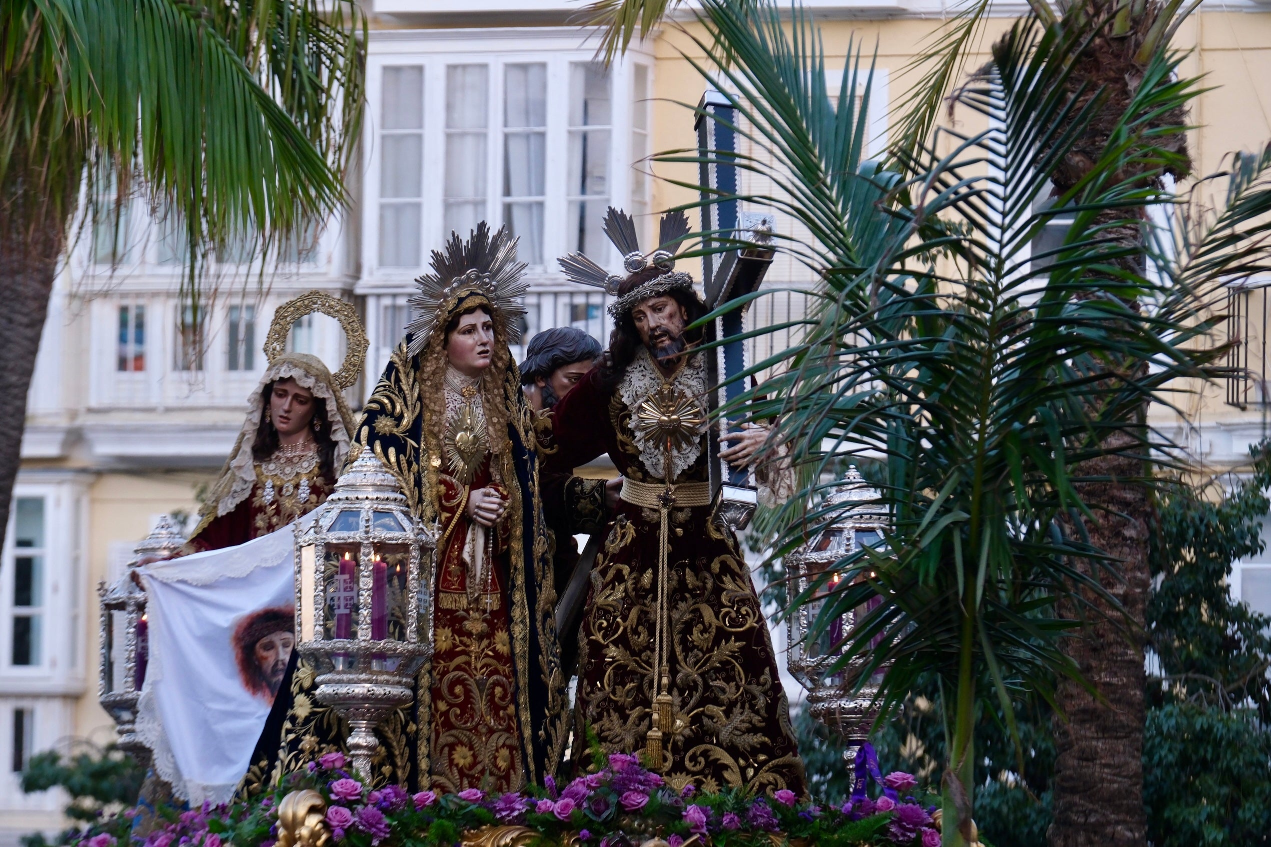 Las imágenes del Vía Crucis