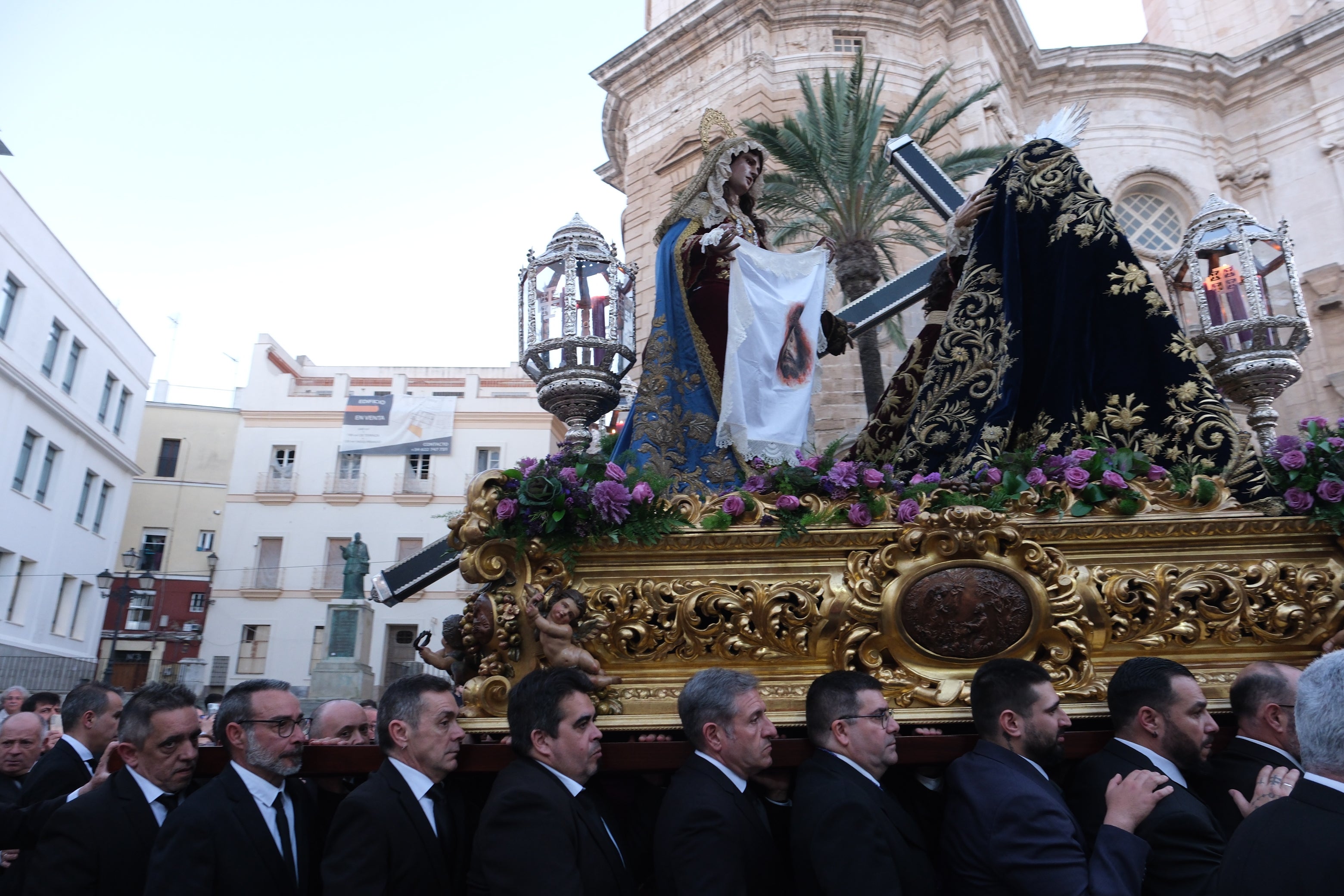 Las imágenes del Vía Crucis