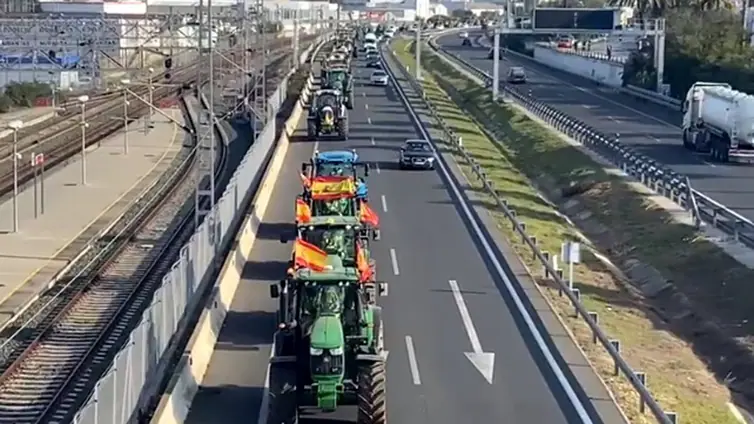 Tractorada del jueves 22 de febrero en la provincia de Cádiz: carreteras afectadas y puntos calientes
