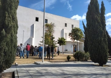 Rafael Herrera, pionero en la reinserción psiquiátrica en El Puerto y en España, ya tiene su homenaje