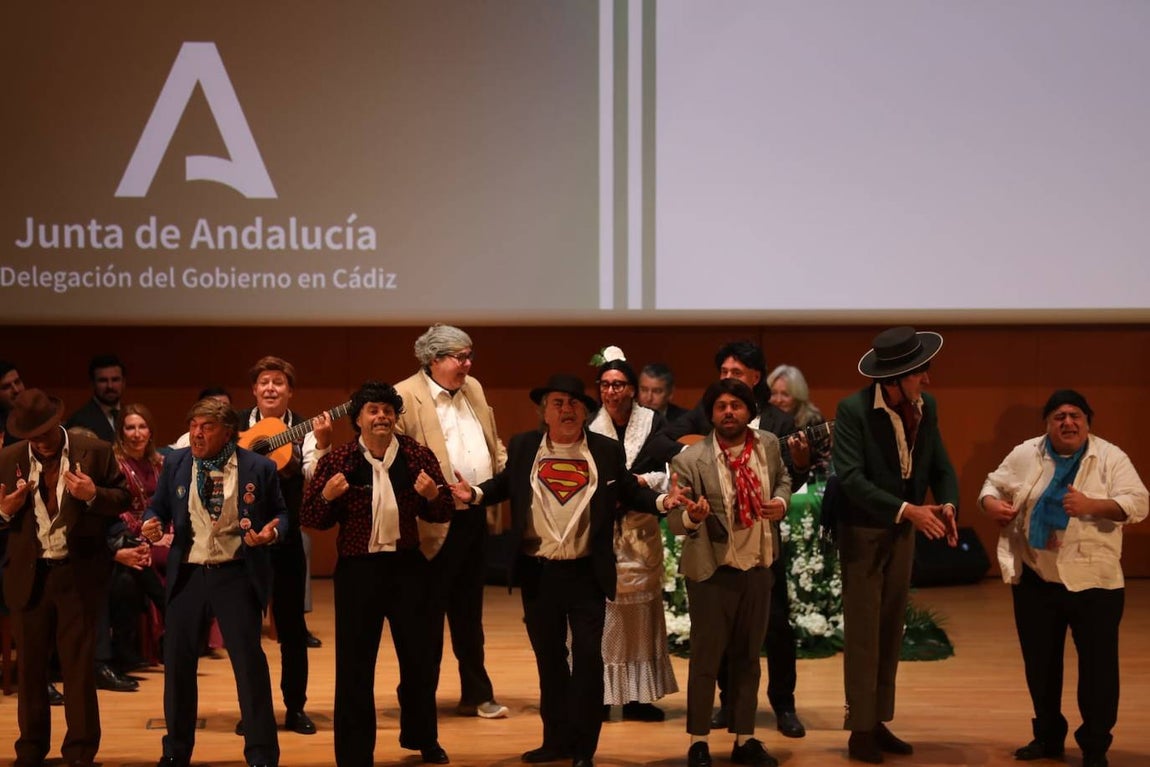 Fotos: Así ha sido la entrega de las Banderas de Andalucía 2024 en Cádiz