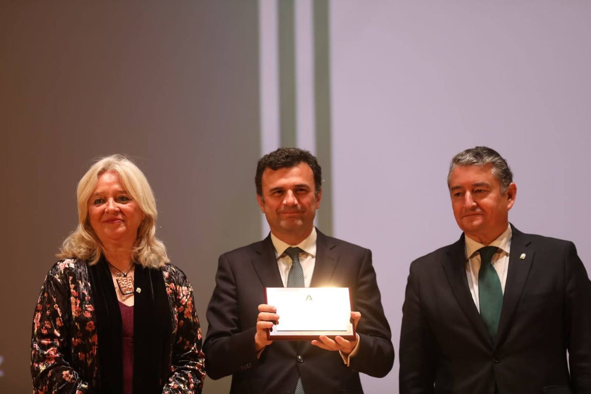 Fotos: Así ha sido la entrega de las Banderas de Andalucía 2024 en Cádiz