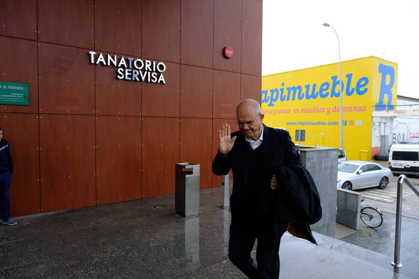 Fotos: La sociedad gaditana da su último adiós al socialista Carlos Díaz