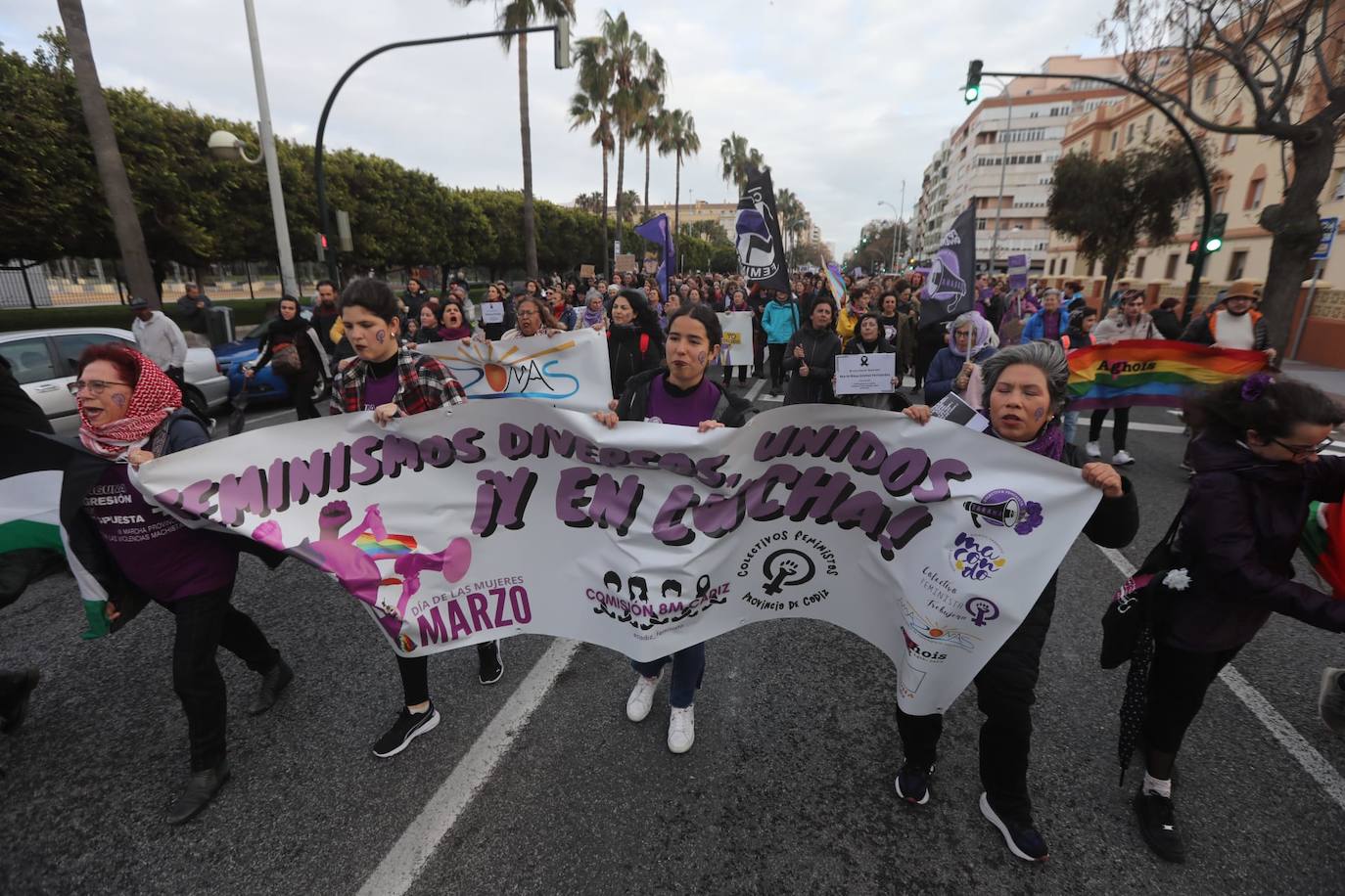 Fotos: Así ha sido la jornada feminista en Cádiz