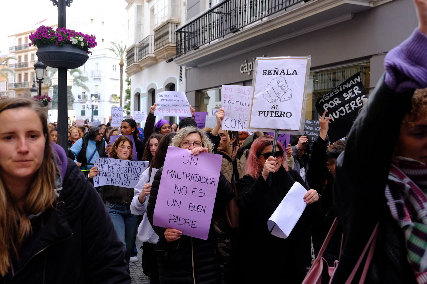 Fotos II: Manifestación 8-M en Cádiz