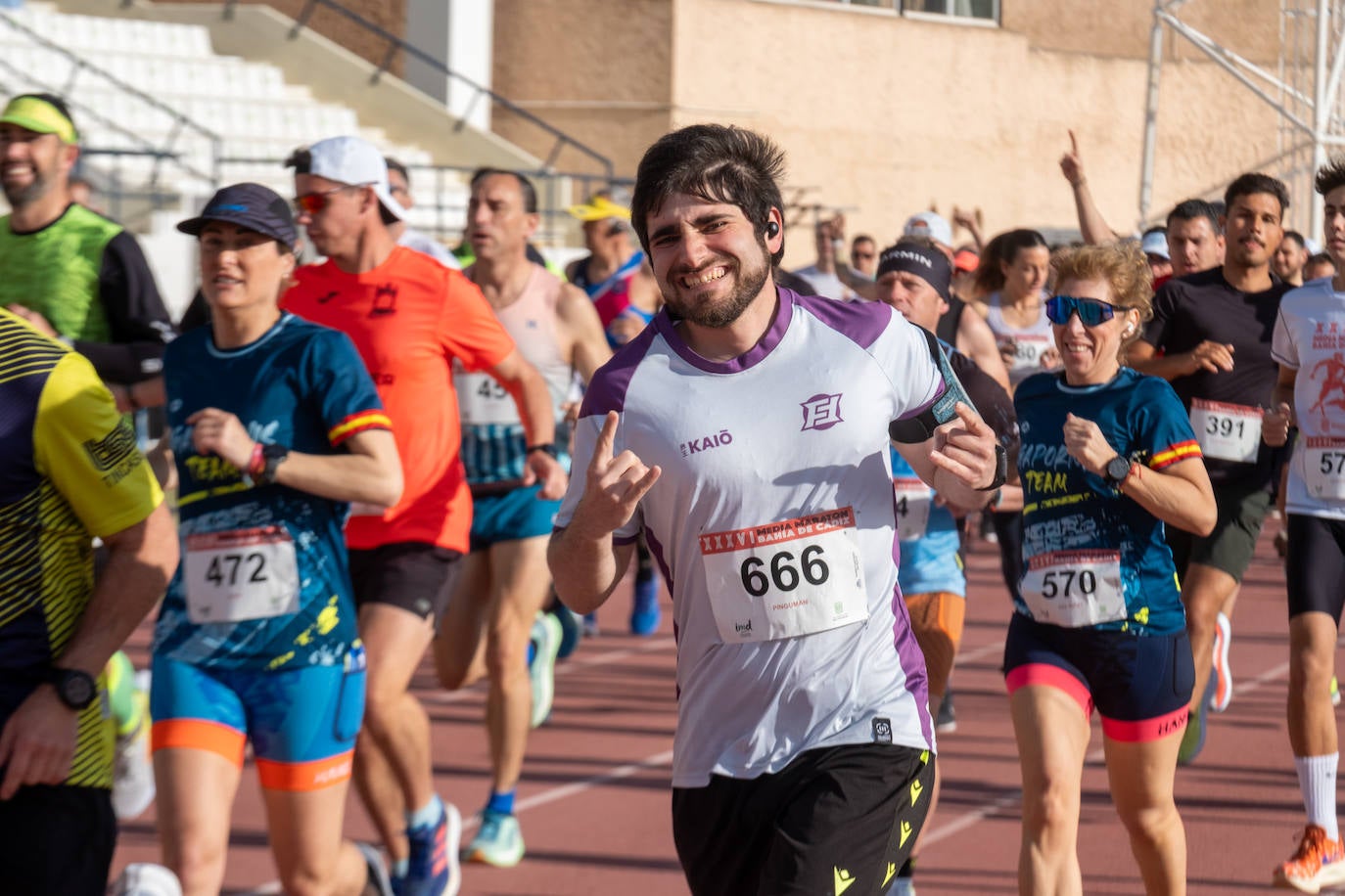 Las imágenes de la Media Maratón Bahía de Cádiz 2024