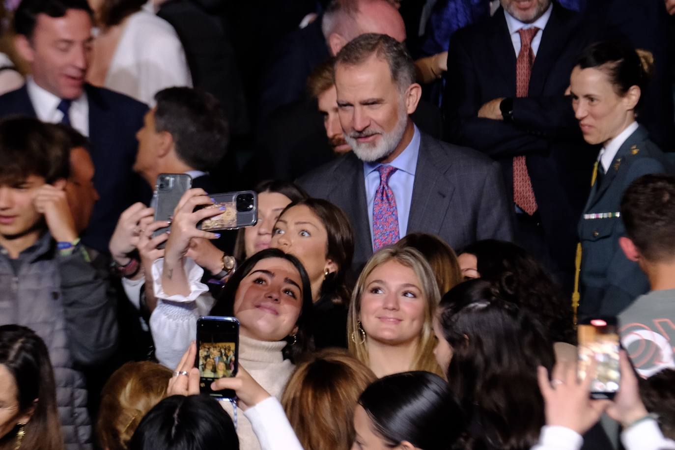 Fotos: El Rey visita Cádiz con motivo del Premio Princesa de Girona