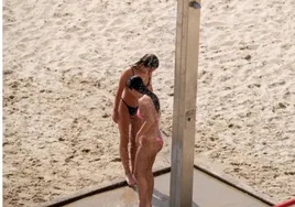 Este verano no se van a instalar ni las duchas ni los lavapiés en las playas de Cádiz