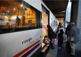 Viajar en Semana Santa: Renfe oferta 275.000 plazas entre Andalucía y Madrid y refuerza sus trenes