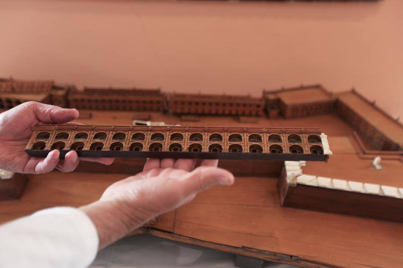 Fotos: Así está siendo la restauración de la Maqueta de Cádiz