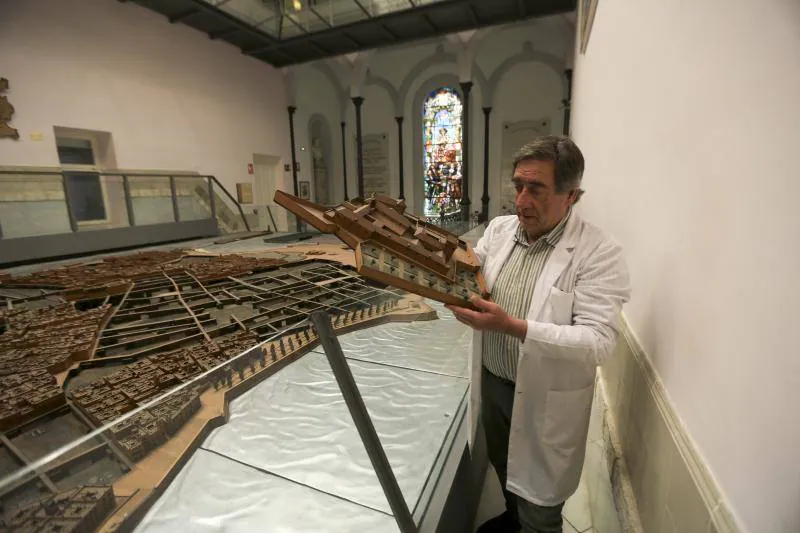 Fotos: Así está siendo la restauración de la Maqueta de Cádiz