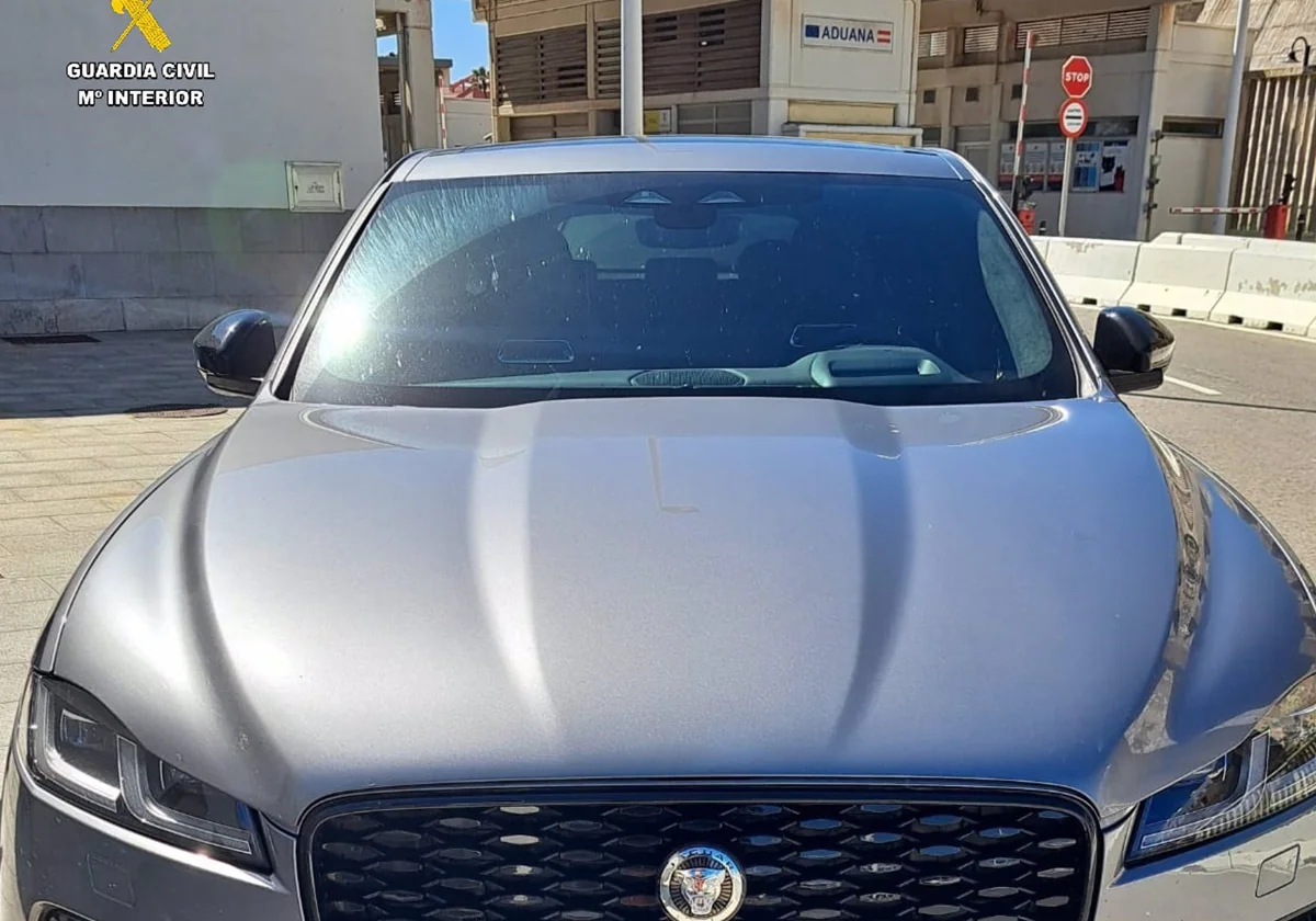 Recuperan en Tarifa cinco coches de lujo robados, uno valorado en 100.000 euros