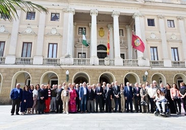 Homenaje a la primera Corporación Municipal de la democracia en Cádiz