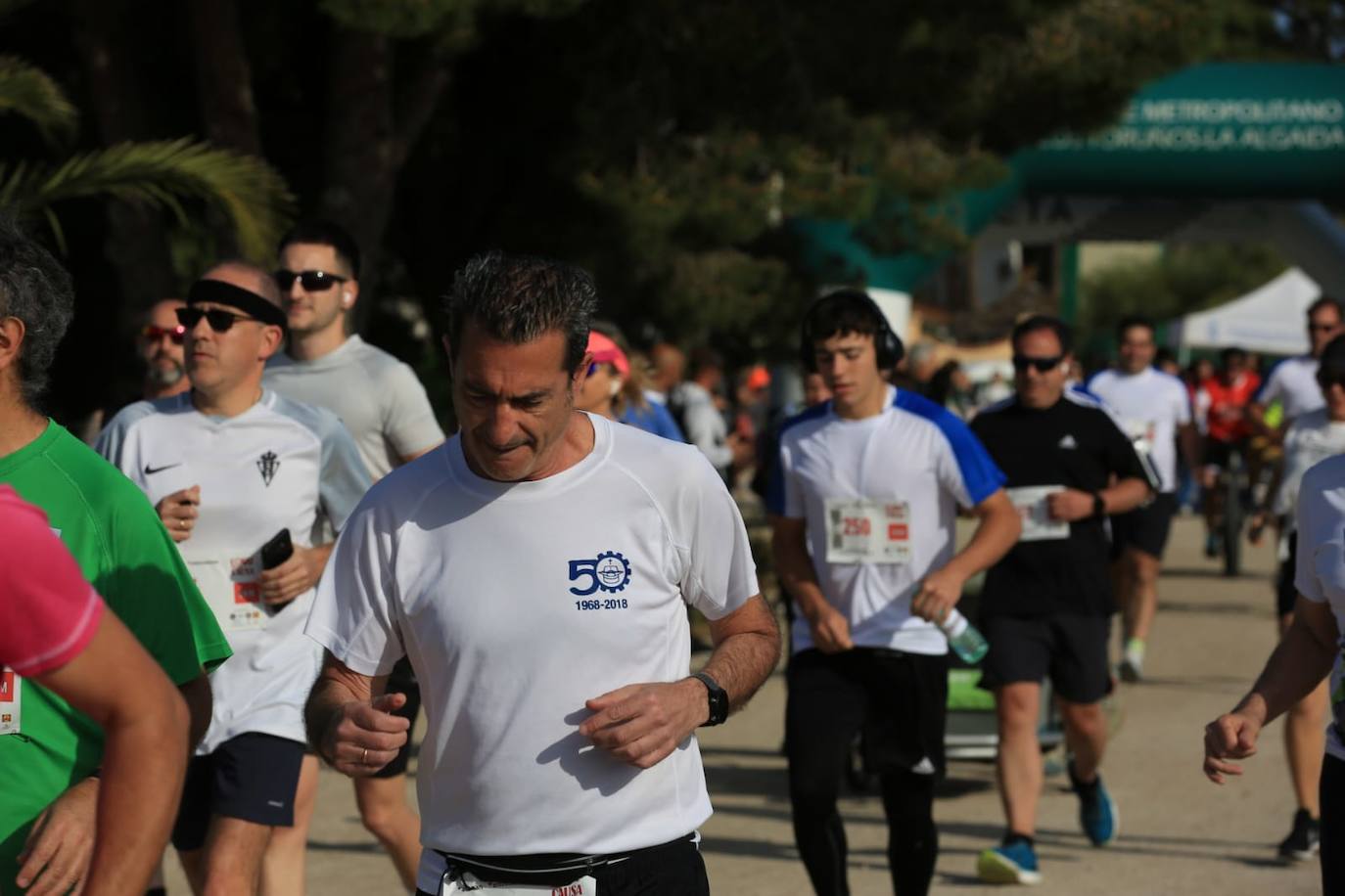 Fotos: Así ha sido la carrera solidaria &#039;Corre por una causa&#039; en El Puerto