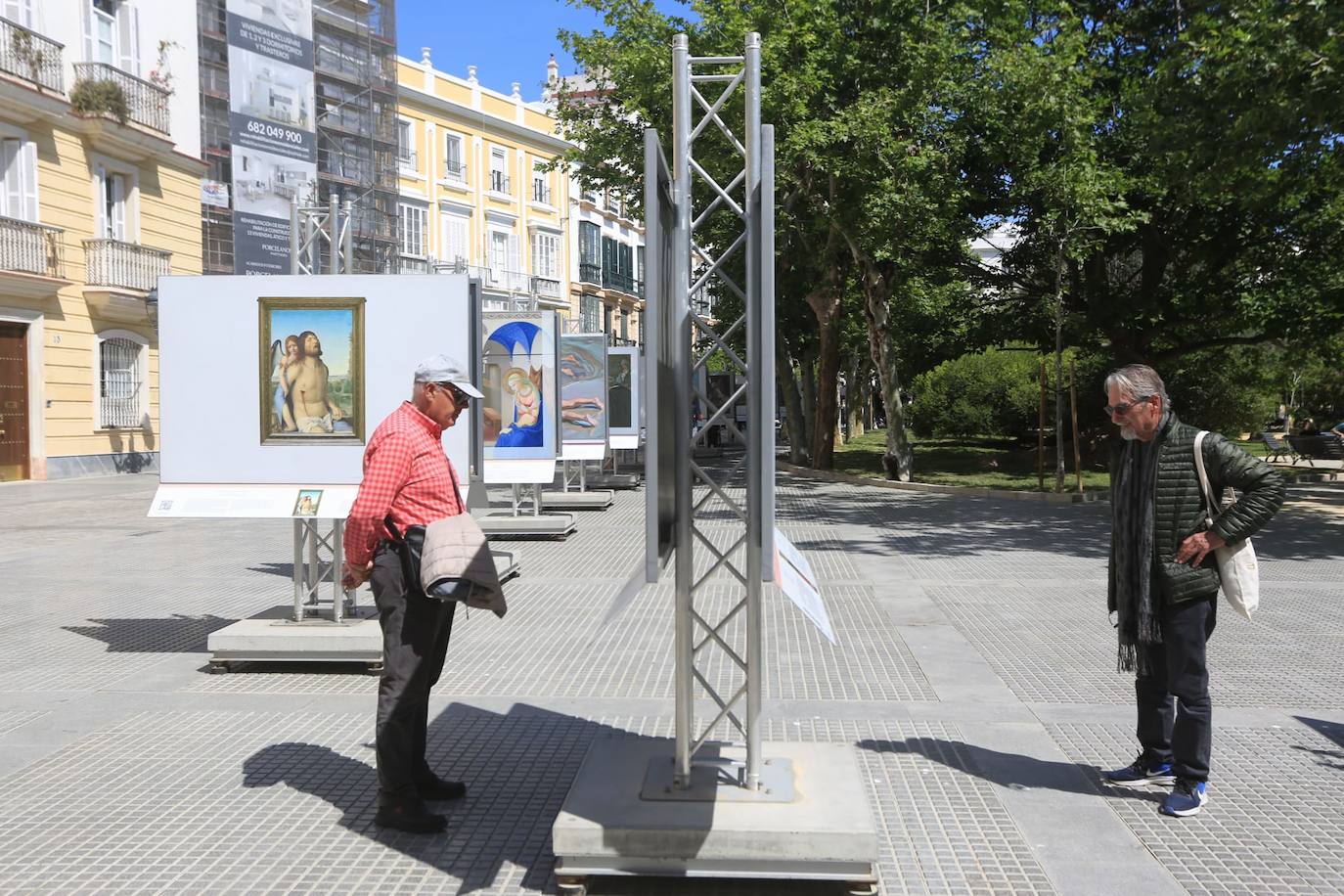 Fotos: Grandes obras del Museo del Prado toman las calles de Cádiz