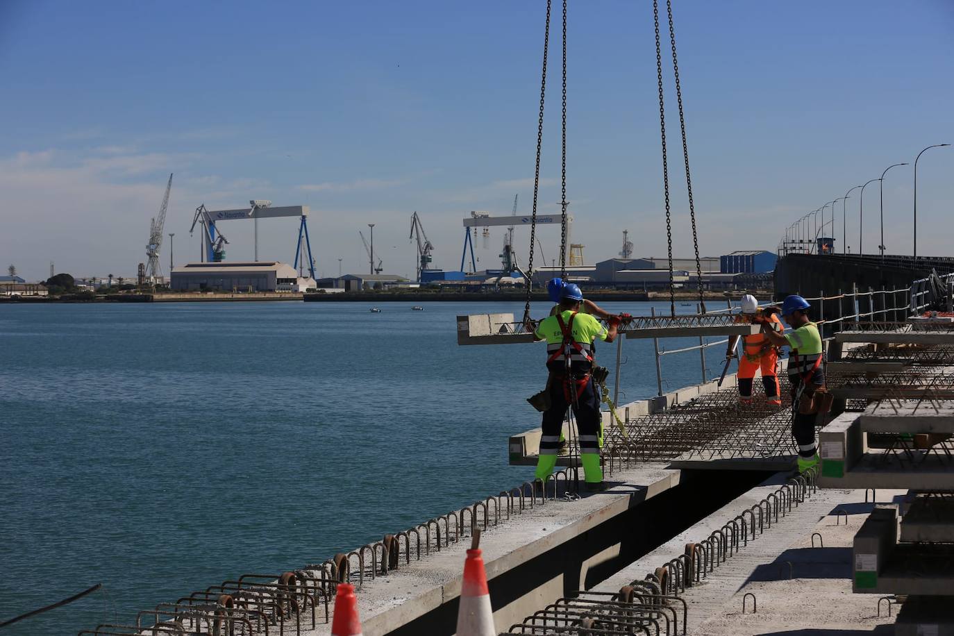 La evolución del Puente Carranza de Cádiz tras las obras, en fotos