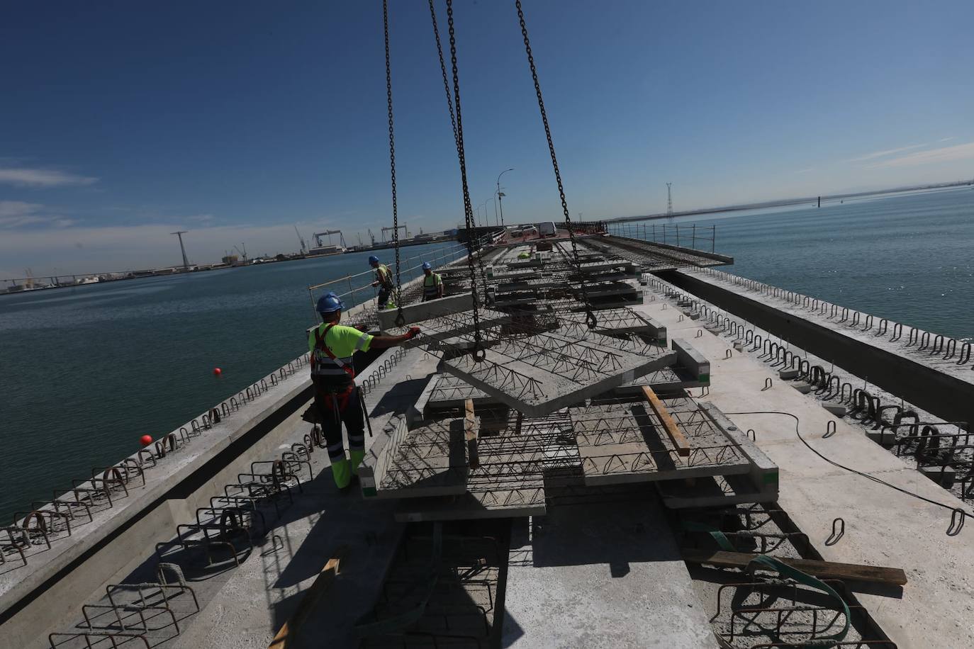 La evolución del Puente Carranza de Cádiz tras las obras, en fotos