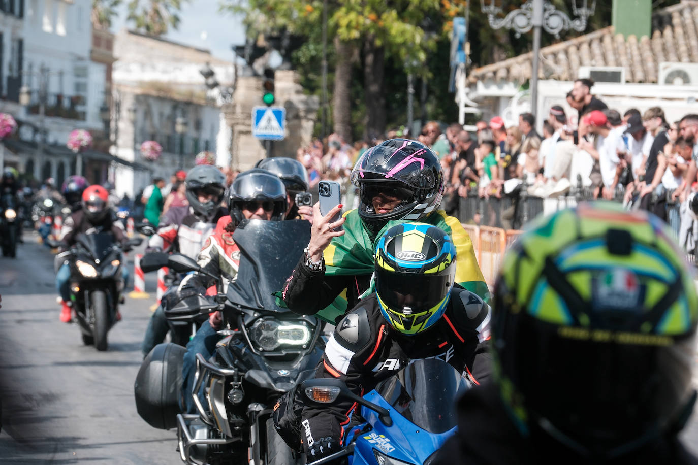 FOTOS: Regresa la fiebre motera a El Puerto