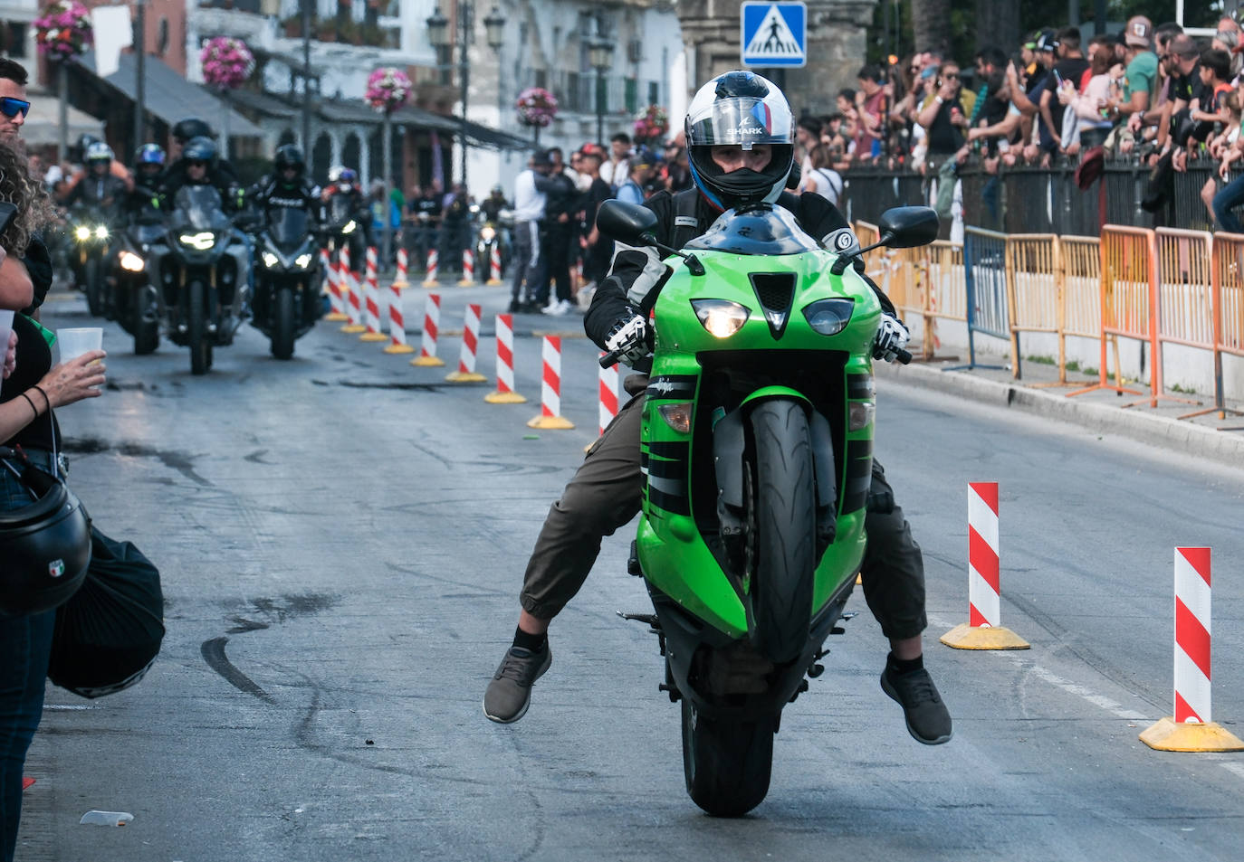 FOTOS: Regresa la fiebre motera a El Puerto