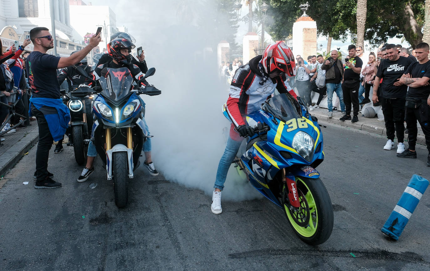 FOTOS: Regresa la fiebre motera a El Puerto