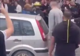 Un motero y los ocupantes de un coche se lían a puñetazos en la Motorada
