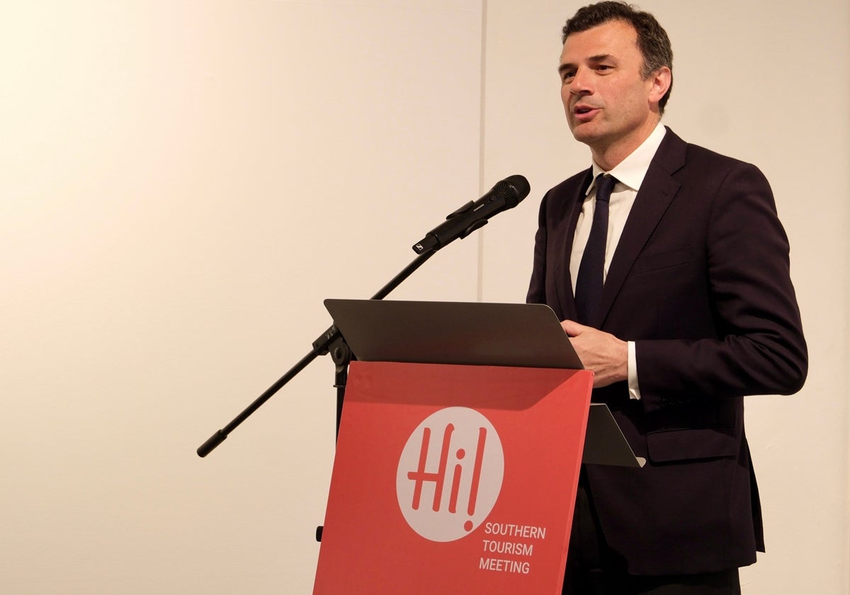 El alcalde, Bruno García, en el Foro sobre Turismo organizado por LA VOZ de Cádiz este lunes.