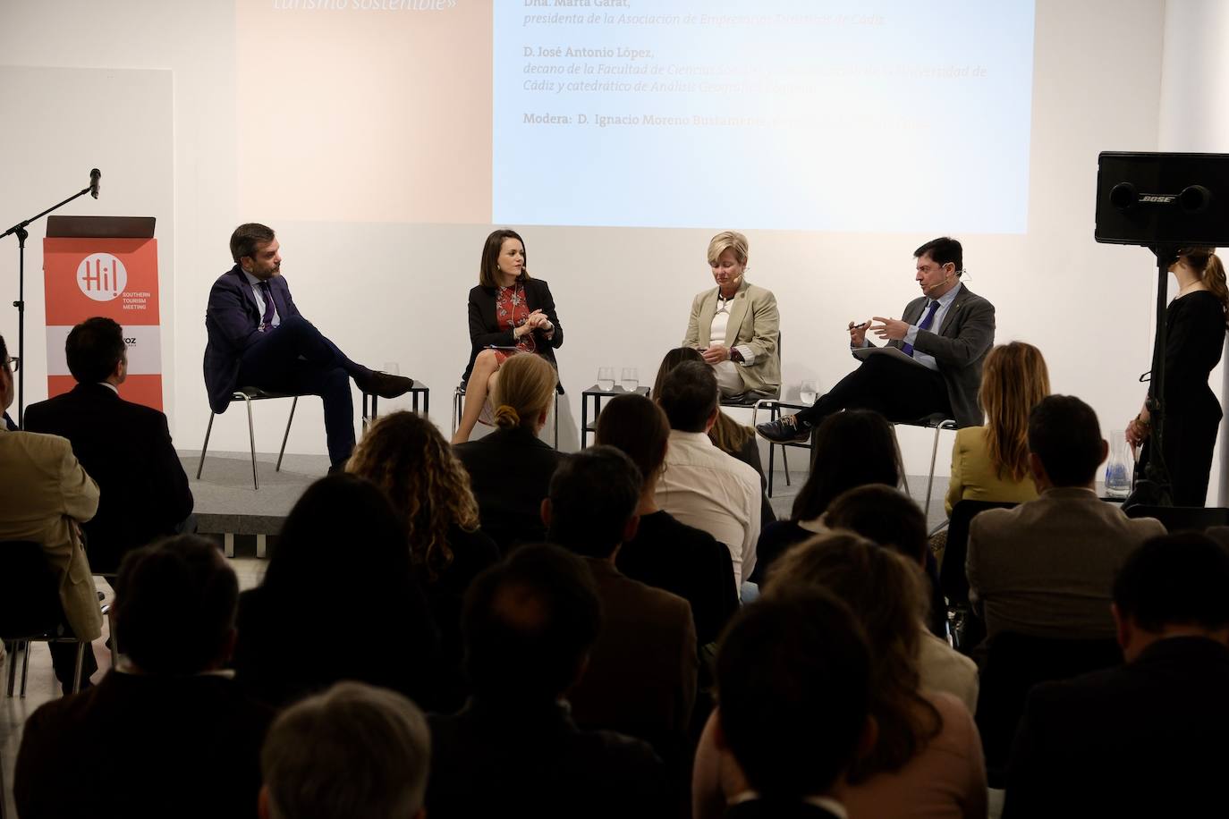 Foro de turismo: Cádiz debate sobre el modelo de ciudad que quiere