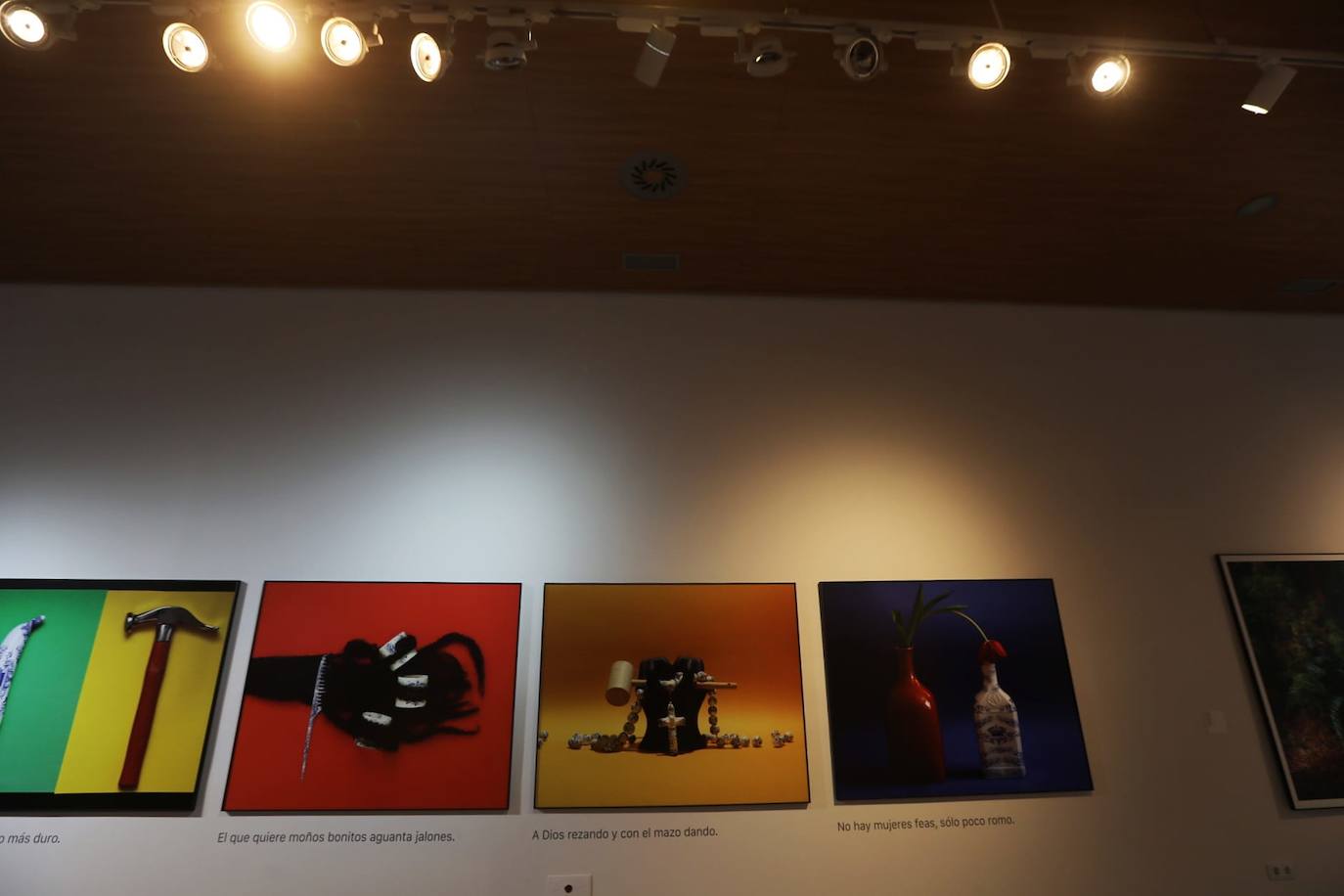 Fotos de la exposición ‘Reinvenciones: la ubicuidad de las identidades en lo fotográfico desde el Caribe’