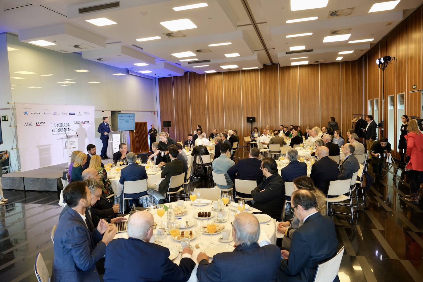 Fotos: La Mirada Económica con Joaquín Segovia, director territorial Sur de Telefónica