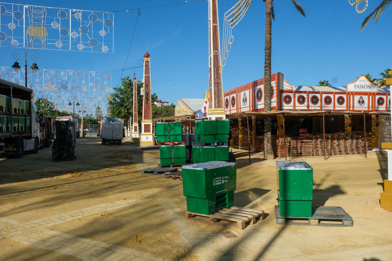 Fotos: Jerez ya se prepara para la Feria del Caballo