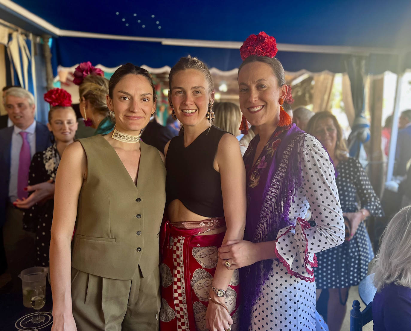 María Masaveu, Tere Gil y Claudia González