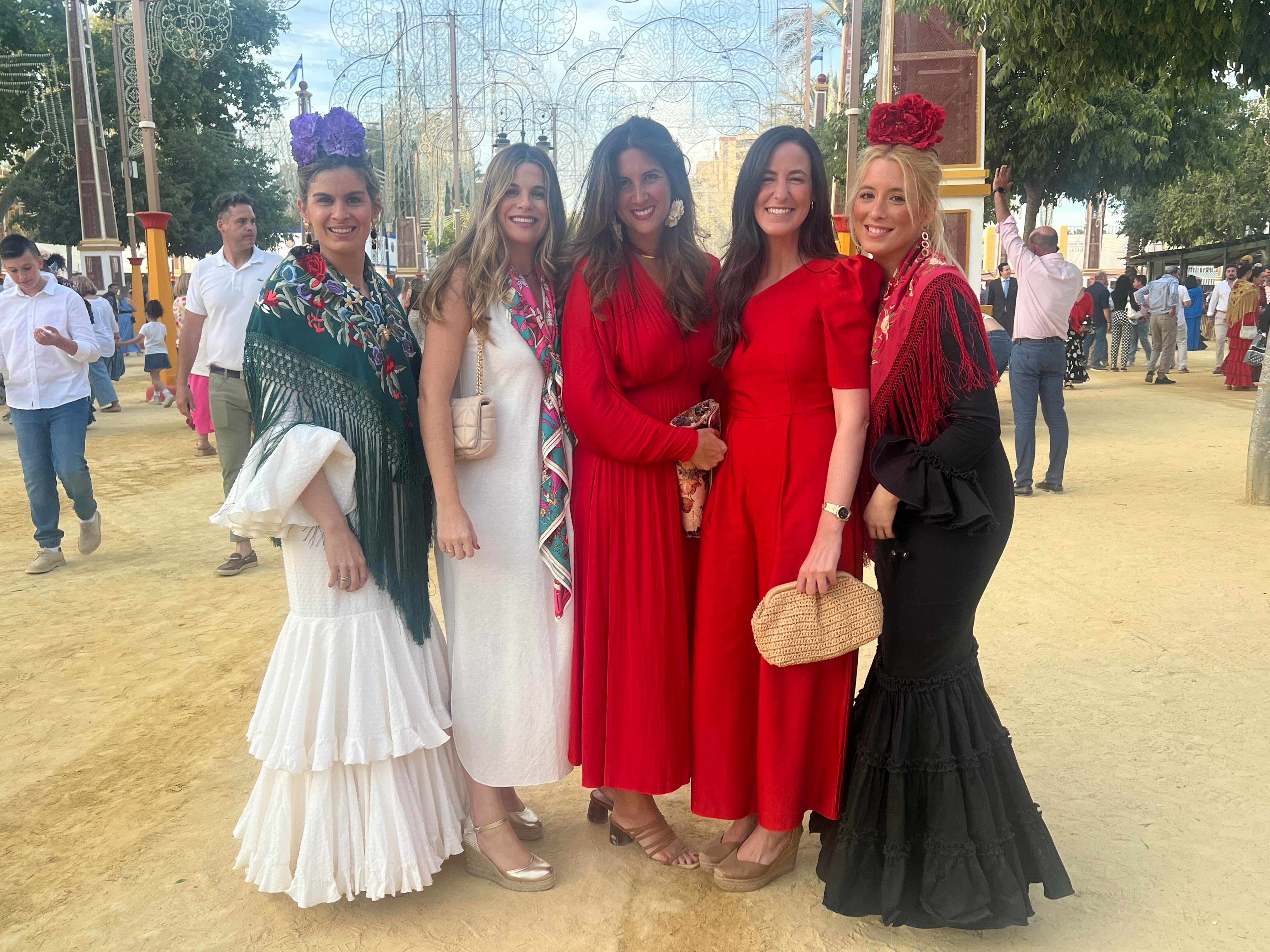 María Loreto Jiménez, Cristina Flores, Isabel Lucero, Maisa Gutiérrez y Eugenia Maira