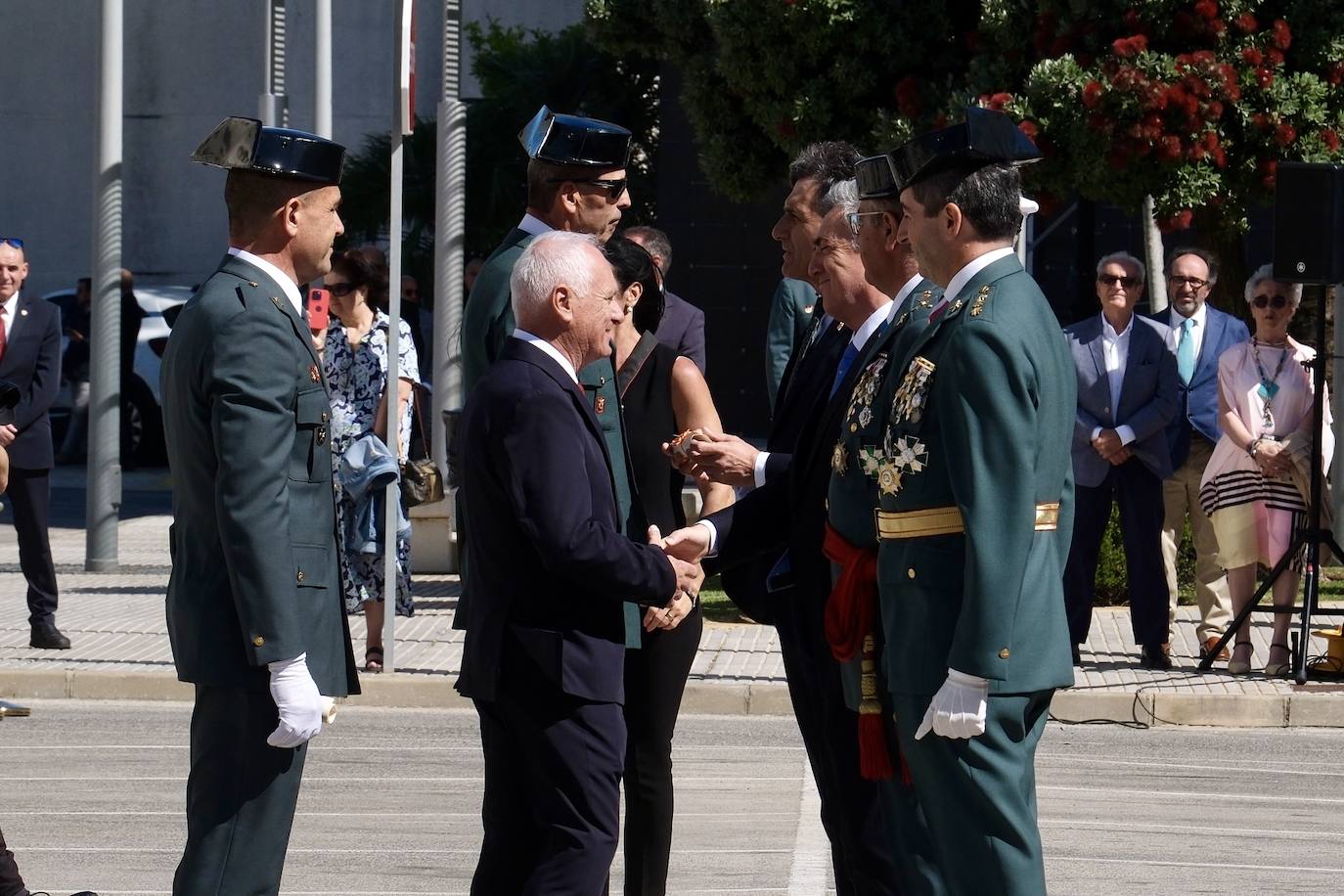 Fotos: Así ha sido la toma de posesión del nuevo jefe de la Comandancia, el coronel Luis Martín Velasco