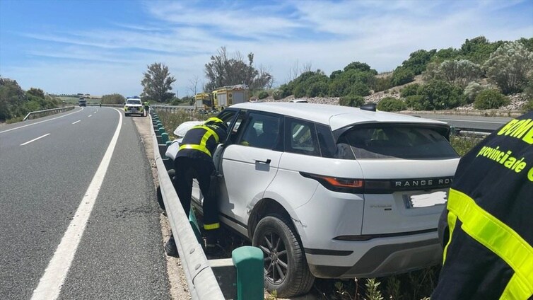 Un octogenario tiene que esperar «casi dos horas» a los servicios sanitarios tras sufrir un accidente entre Jerez y Arcos