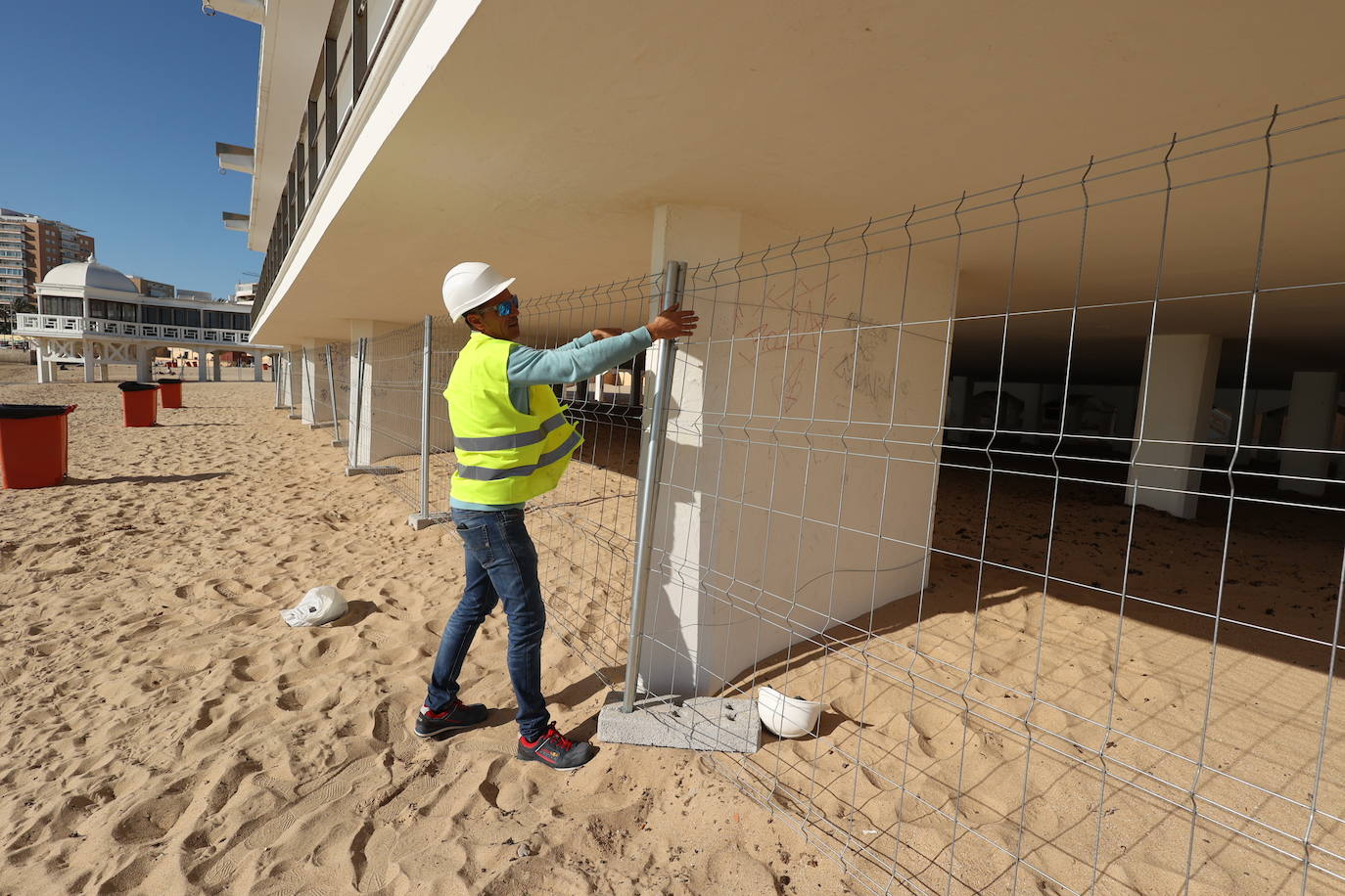 Fotos: Arrancan las obras de reparación en la sede del Centro de Arqueología Subacuática en La Caleta