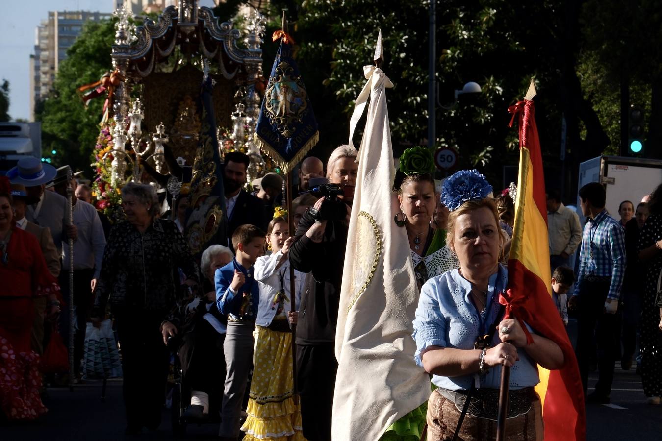 Fotos: La hermandad del Rocío de Cádiz recorre la ciudad antes de salir hacia Almonte