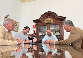 Germán Beardo se reúne con la Asociación de Familias Numerosas de Cádiz, cuya sede está en El Puerto