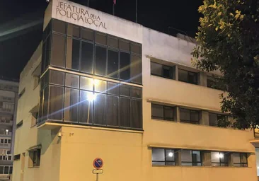 El Ayuntamiento adecentará la fachada de la Policía Local de Cádiz