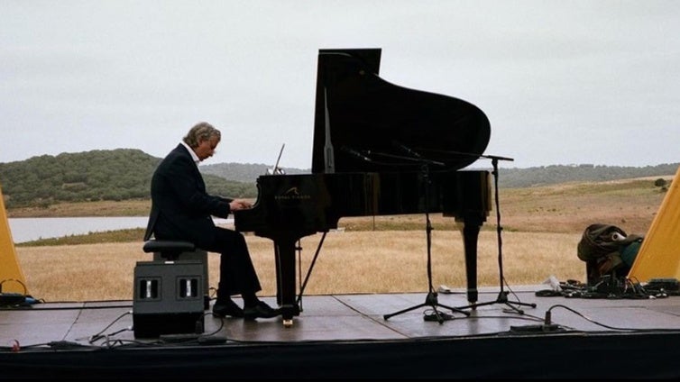 Josué Bonnín:  «Mi intención con la música es tender puentes y elevar un poquito eso que llamamos espíritu»