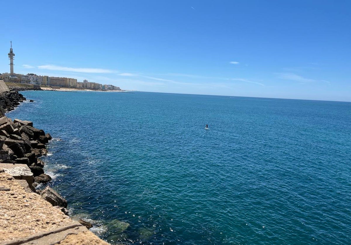 El mar de Cádiz, visto desde el Campo del Sur