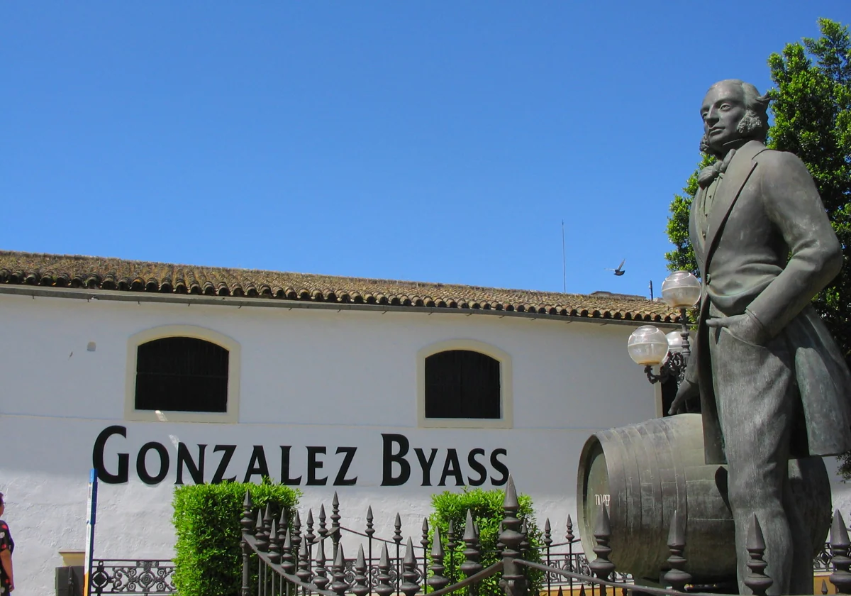 Vista parcial de la bodega jerezana de González Byass