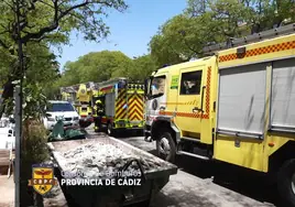 Dos incendios en viviendas en Jerez dejan varios afectados por humo