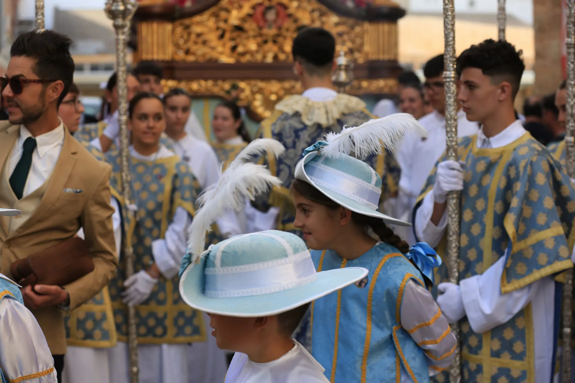 Fotos: Salesianos arropa a su patrona, María Auxiliadora