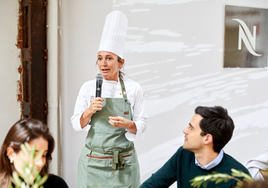 La prestigiosa chef Begoña Rodrigo elabora un menú que tiene al Cádiz Expresso como protagonista