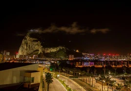 La Junta recomienda al Gobierno «no correr» ni «precipitarse» para evitar «un acuerdo en falso» sobre Gibraltar