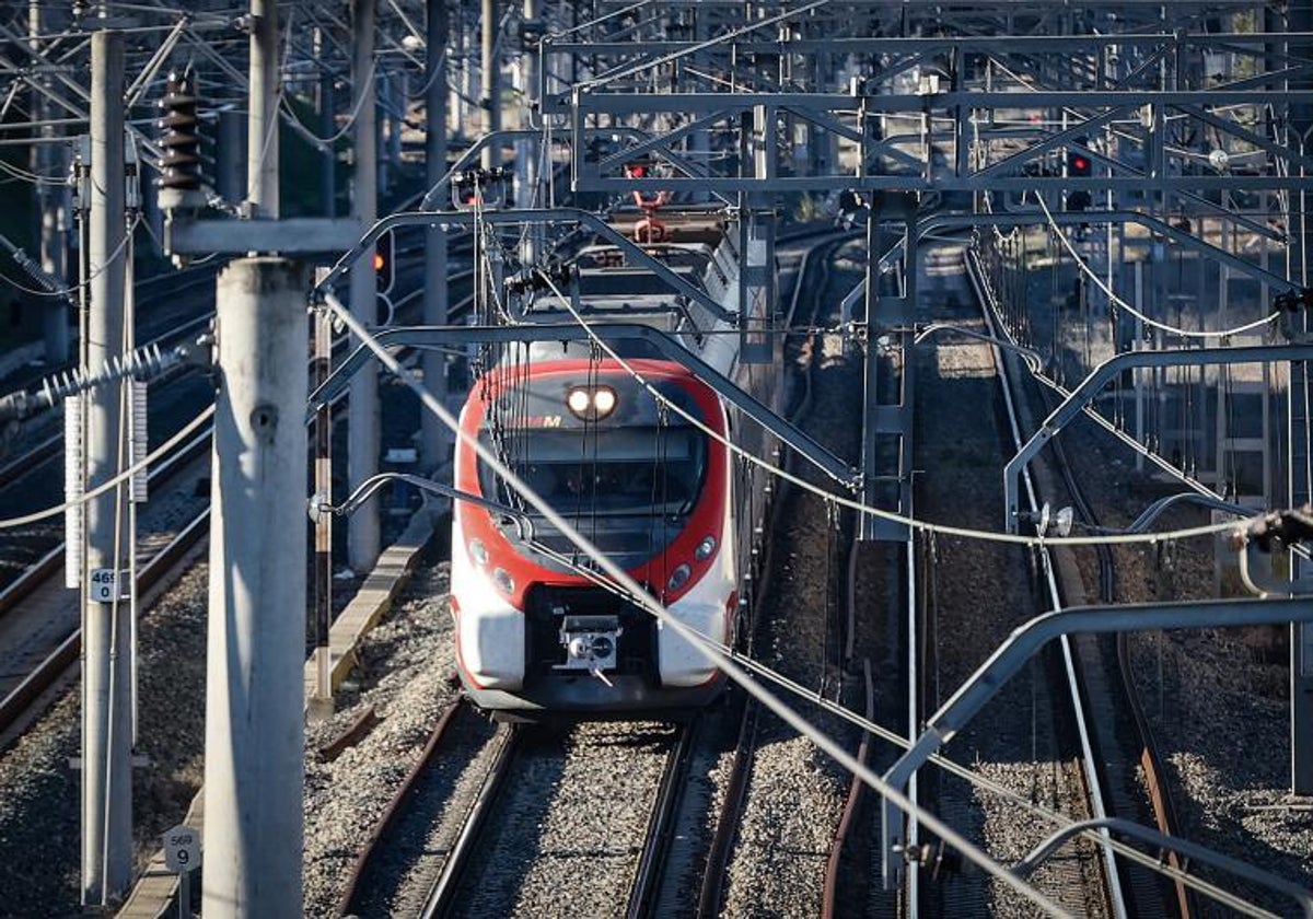 Renfe habilita más plazas para conectar Madrid, Sevilla y Cádiz este fin de semana