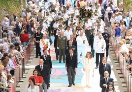 Bruno García recupera la tradición de acompañar al Corpus Christi